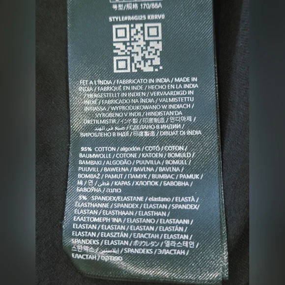 GUESS T-Shirt Women's Black Rhinestone Bling Triangle Logo Large NEW - Picture 10 of 13